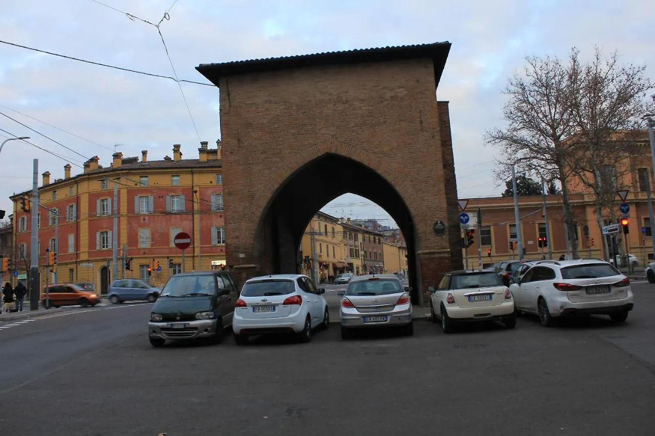 Guest house Affittacamere V Torre V Nigrisoli A Porta San Vitale Bologna