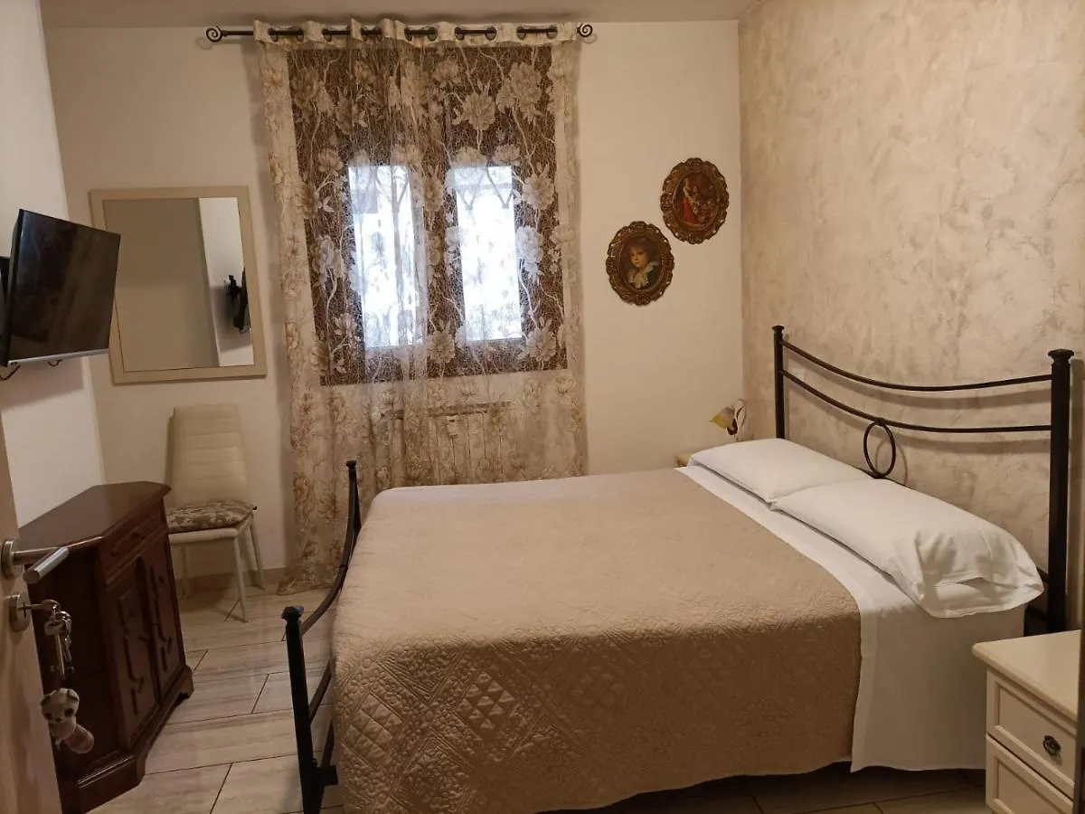 Guest house Affittacamere V Torre V Nigrisoli A Porta San Vitale Bologna
