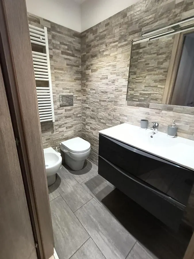 Affittacamere V Torre V Nigrisoli A Porta San Vitale Bologna Guest house